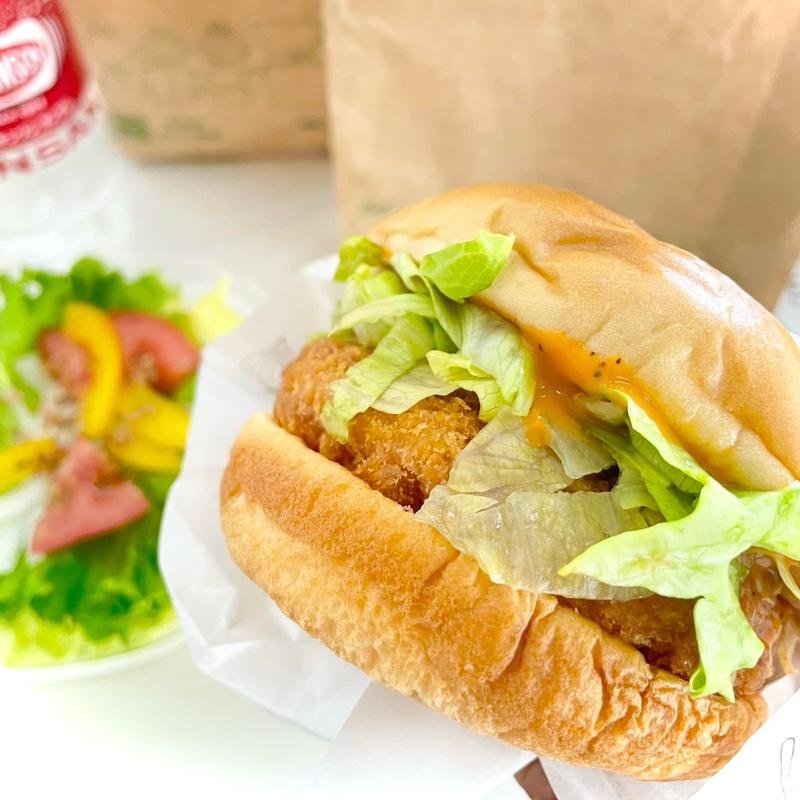 エビマヨソースの海老カツバーガー(モスバーガー 下北沢北口店)