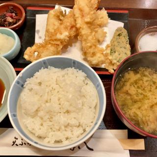 天ぷら定食(つな八 ウィング高輪店)