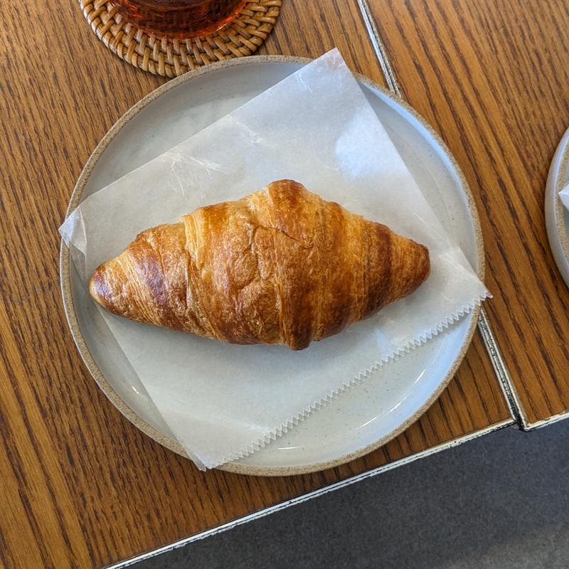 クロワッサン(YOUR DAILY COFFEE 上町店)