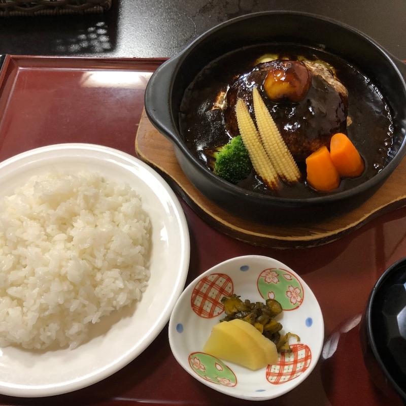 煮込みハンバーグ(肉のふきあげ )