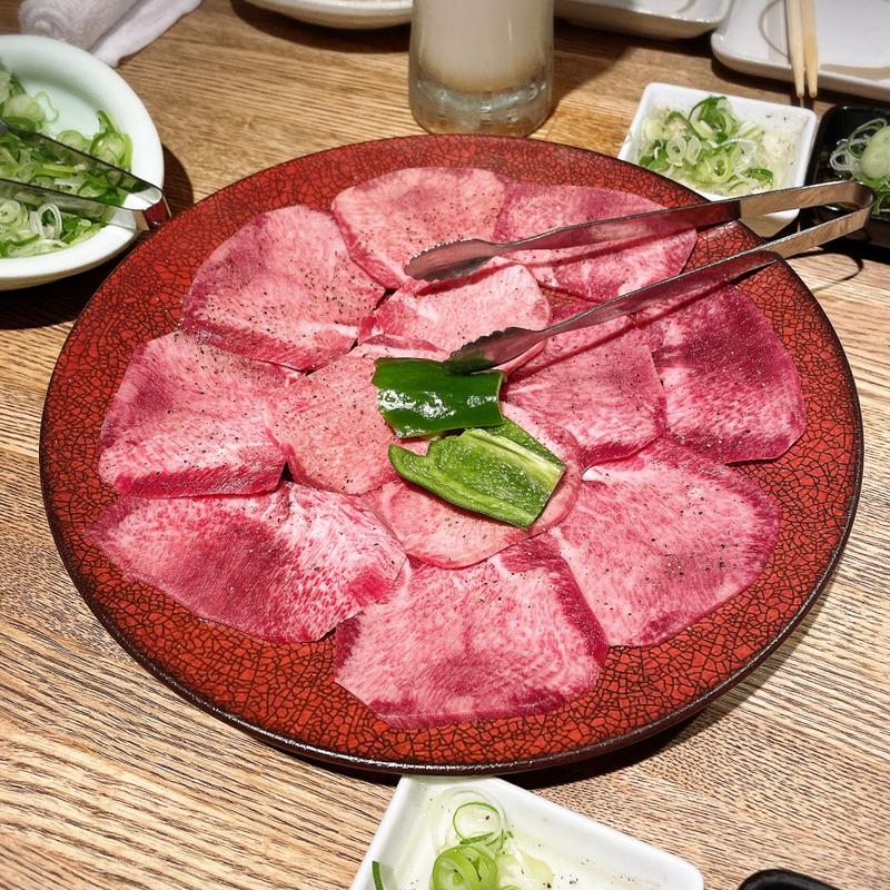 タン(青葉台ホルモン　三百屋 )