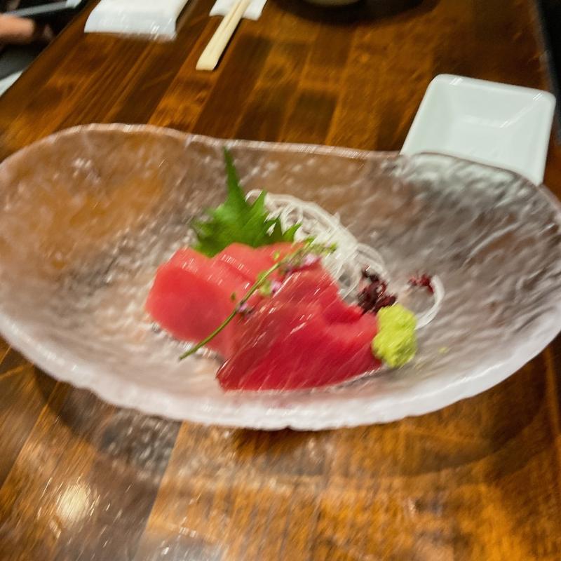 マグロお造り(遊食豚彩 いちにいさん 銀座店)