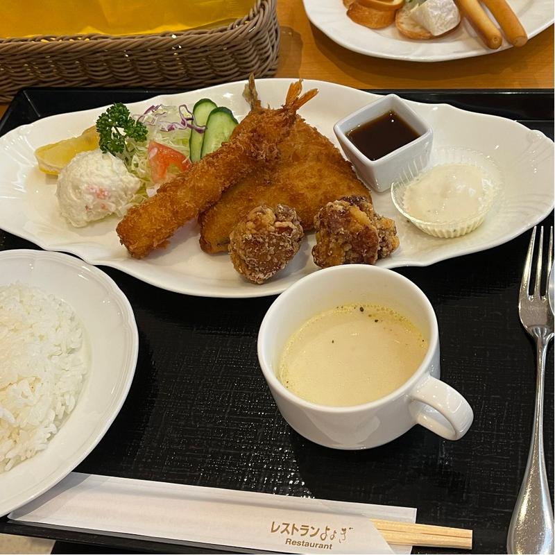 ミックスフライ(レストランよよぎ)