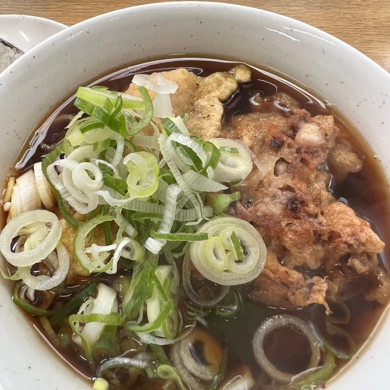 温そば　ゲソ天　ウインナー天(一由そば )