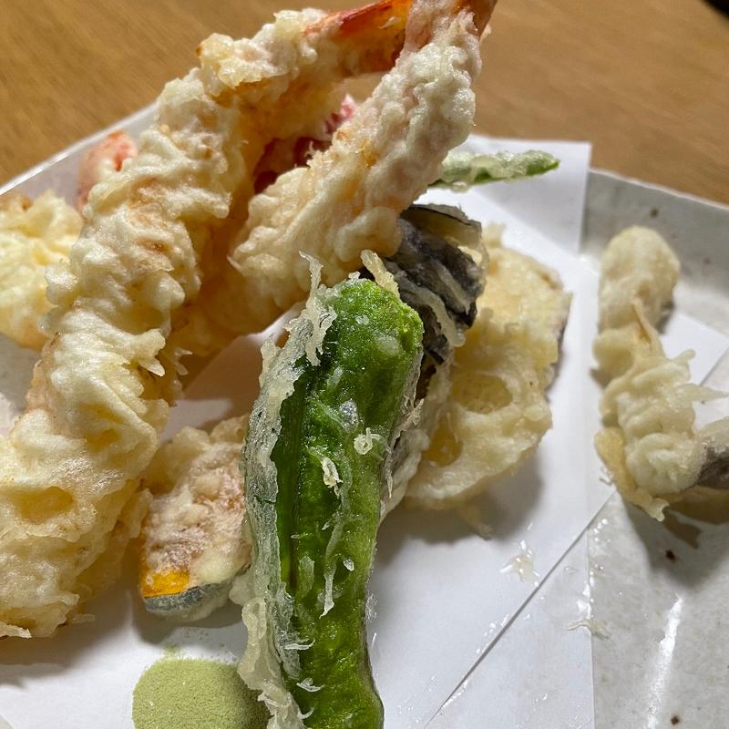 天ぷら盛り合わせ(やまさと)