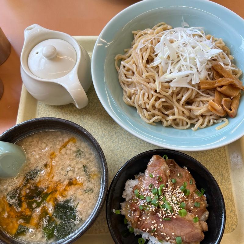 えび塩つけ麺　チャーシュー丼(ラーメン山岡家 さいたま丸ヶ崎店)