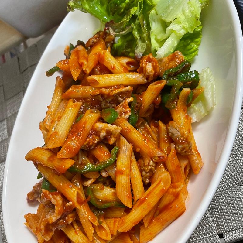 マカロニケチャップ炒め(旭町)