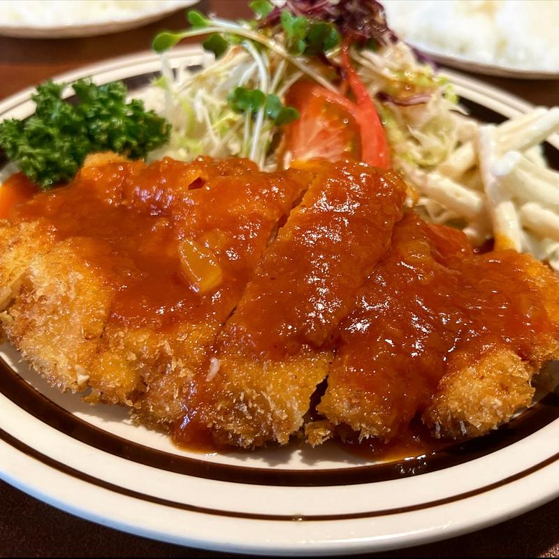 チキンカツ(グリル宝 （たから）)