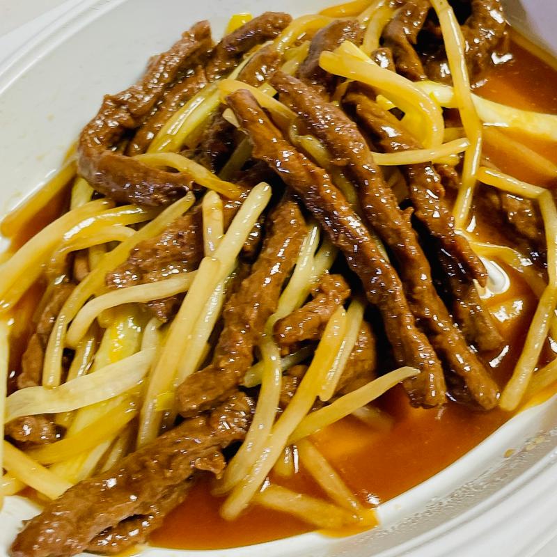 牛肉と黄ニラの炒め(筑紫樓(ツクシロウ) 銀座店)