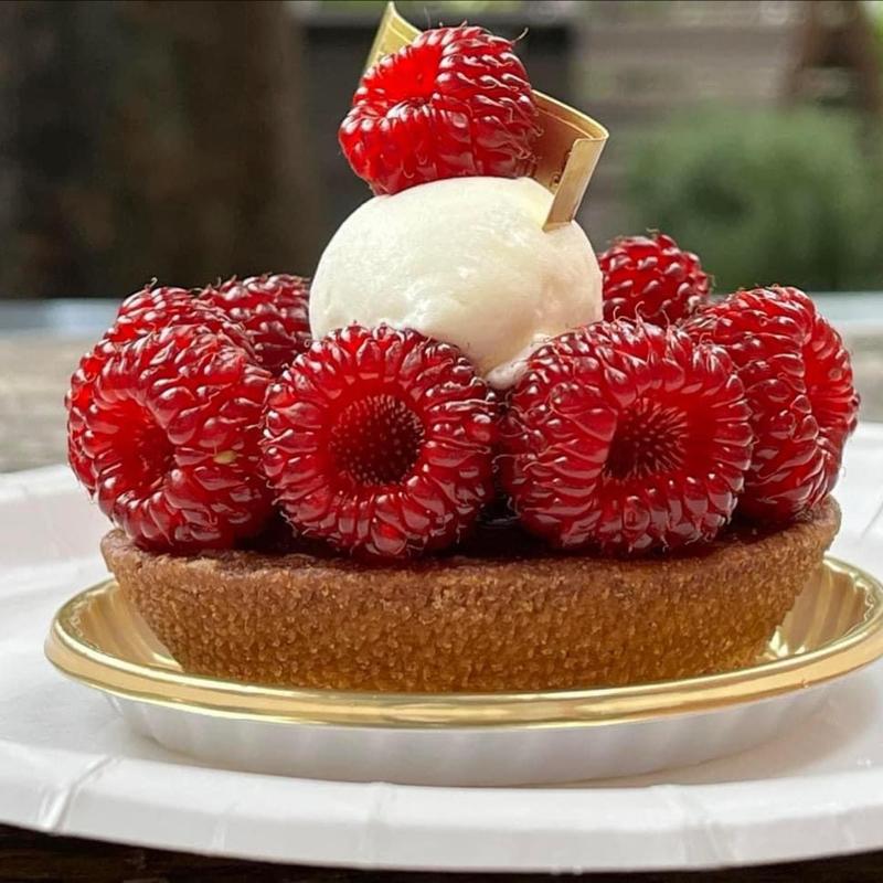 烏山フランボワーズのタルト(パティスリー ユウ ササゲ)