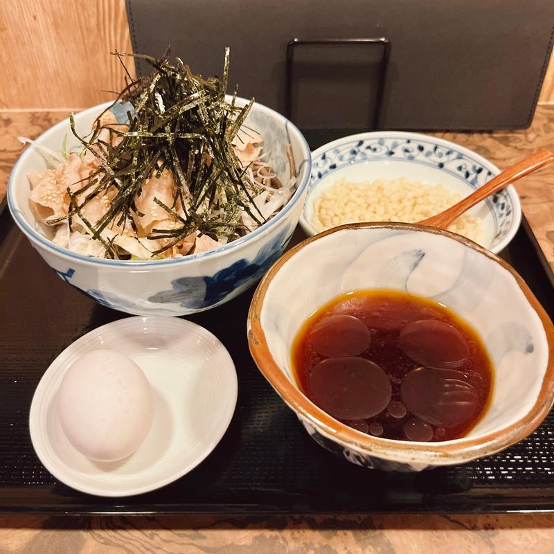 岩中豚つけ蕎麦ラー油入り(肉つけそばつるり)