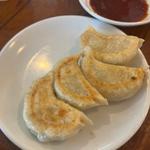 豚肉・漬け白菜のジャンボ焼き餃子(東北人家)