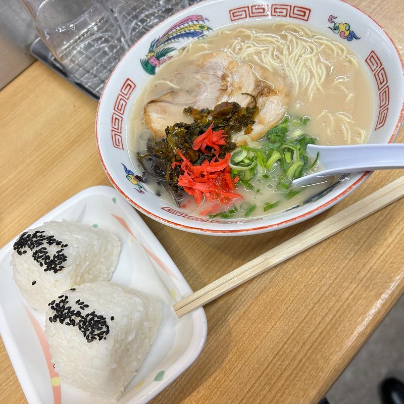 (はかたラーメン 駅構内店)