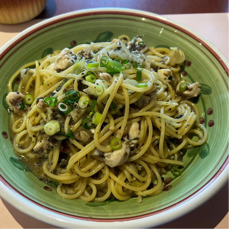 天然真鯛の黒オリーブオイルソーススパゲッティ(タベルナ・パパ )