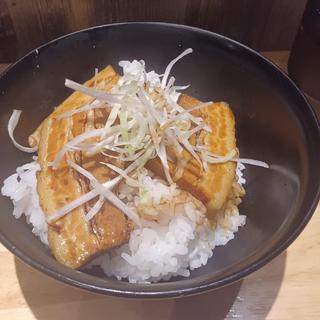 豚バラ丼(麺のようじ)