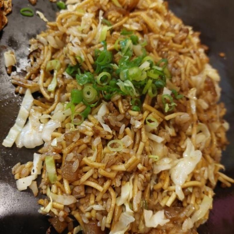 焼きそば(お好み倶楽部 とん)