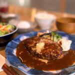 (山本のハンバーグ 尾山台研究所)