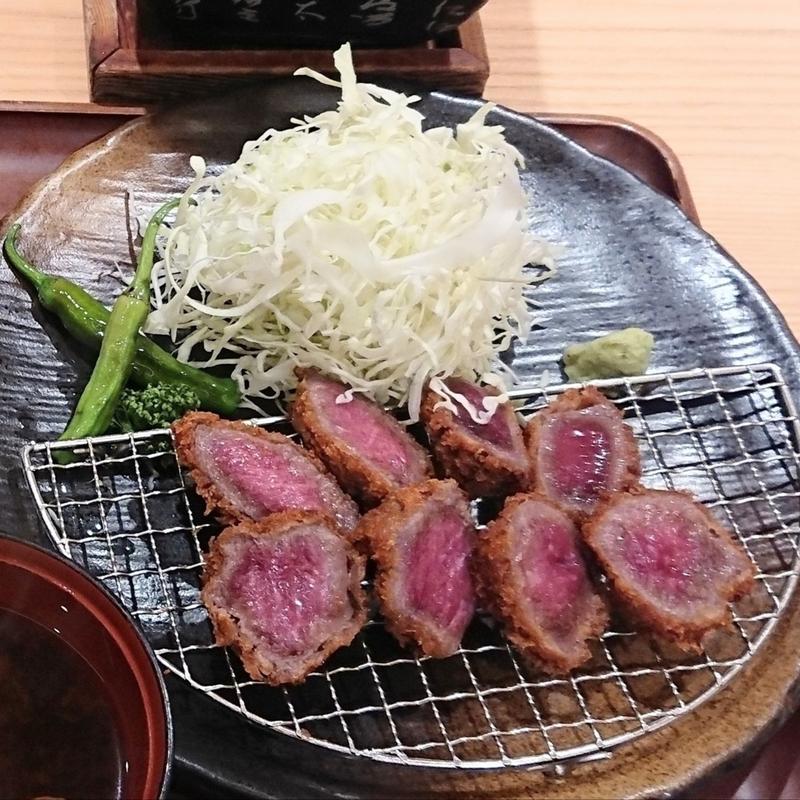 牛タンかつ定食【タンかつ 8切れ】＋とろろ(牛かつ もと村 横浜ジョイナス店)