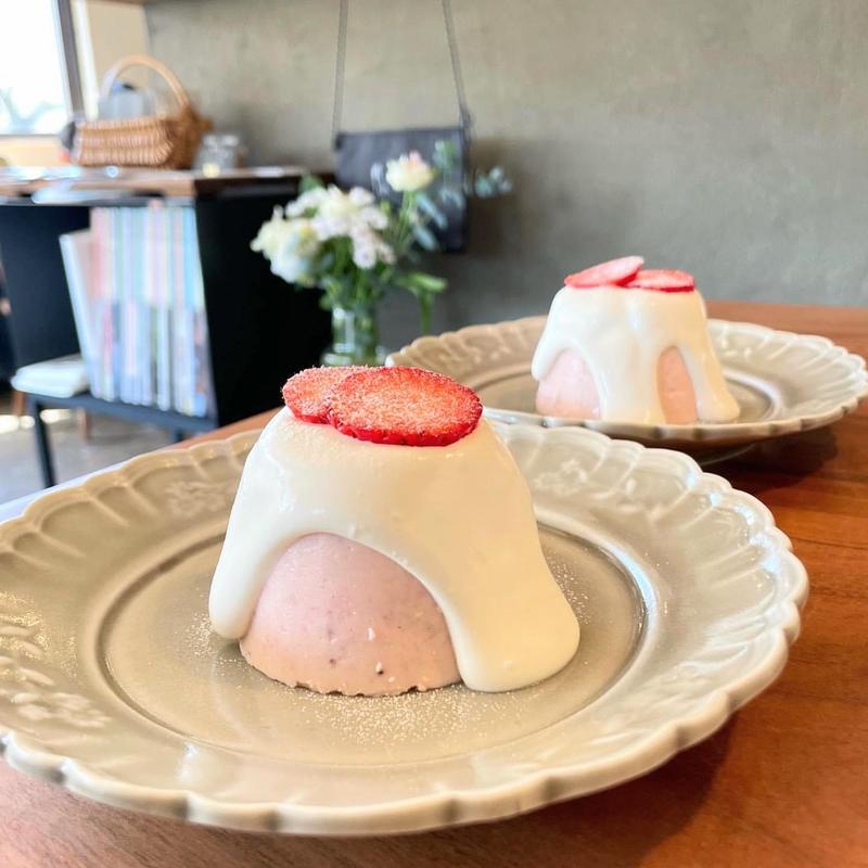 いちごババロア(hanacafe)