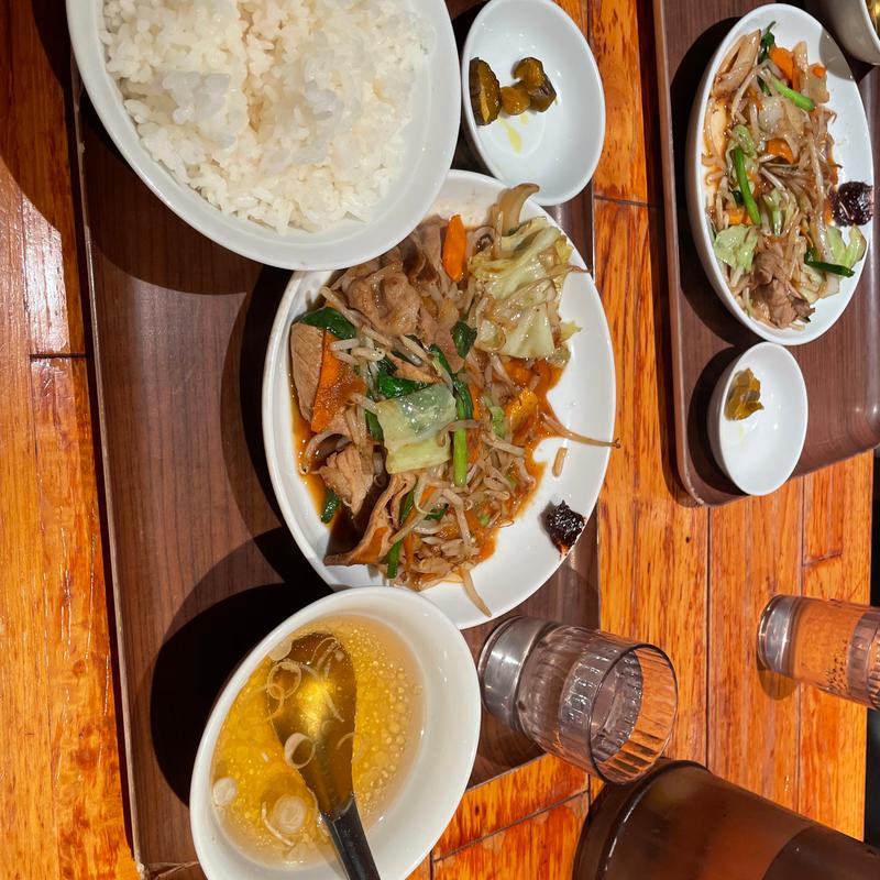 スタミナ肉野菜炒め定食(薄皮餃子専門 渋谷餃子 渋谷本店)