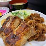 チキンステーキと焼肉ライス(寿楽)