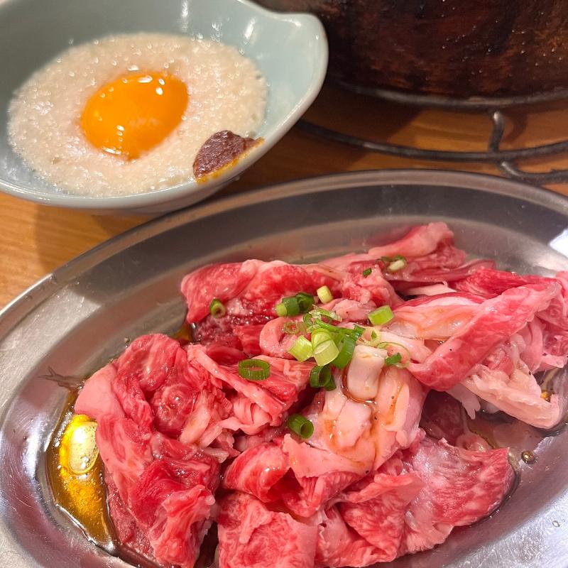 (炭火焼肉ホルモン小町 新川店)