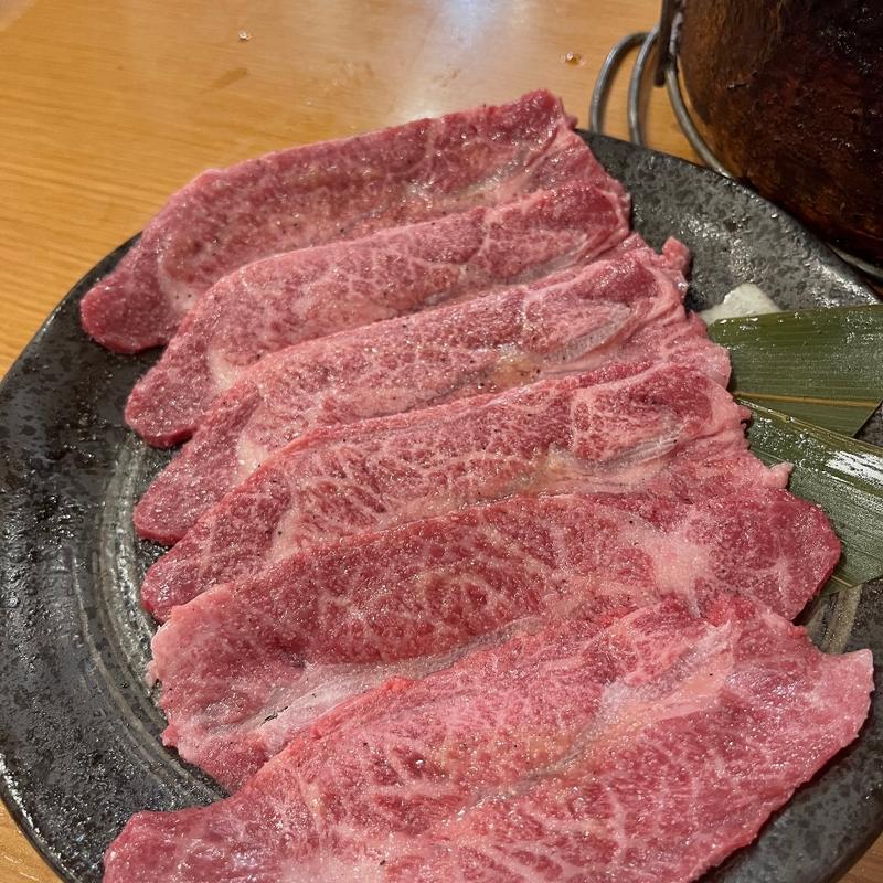 (炭火焼肉ホルモン小町 新川店)