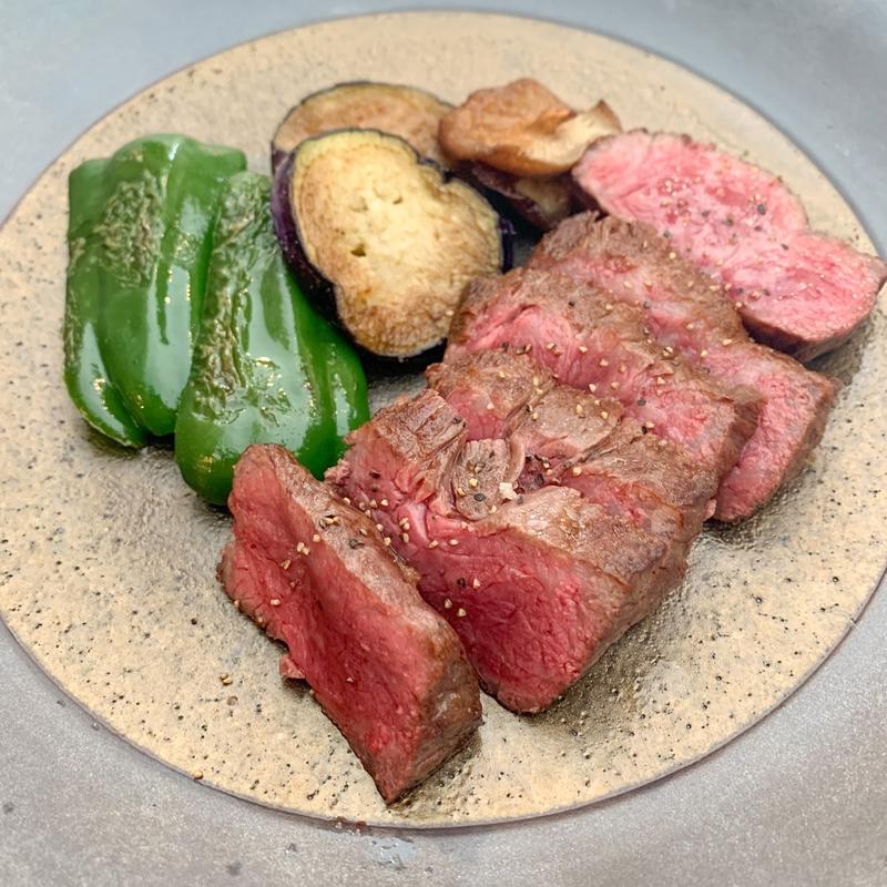 漢方牛のステーキ(ステーキハウス GORI 西麻布)