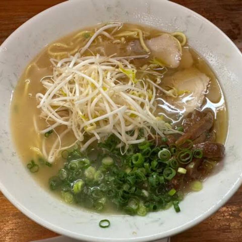 ラーメン(栄養軒 （えいようけん）)