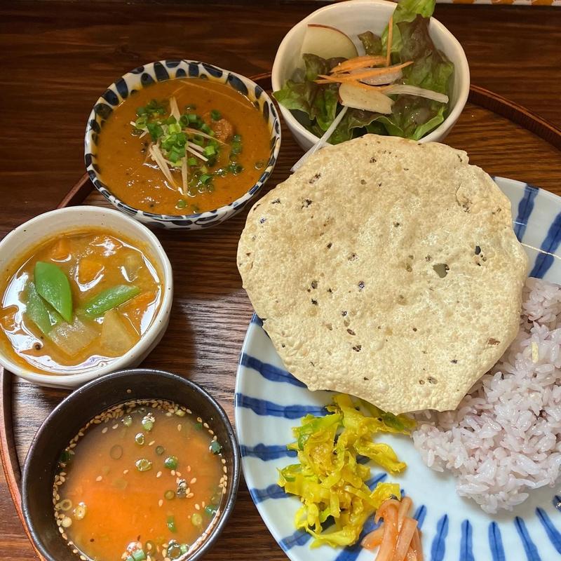 深川インド定食（チキン）(深川インド月と亀)