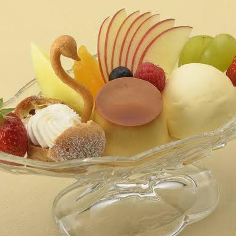 プリンアラモード(山の上ホテル コーヒーパーラー ヒルトップ)