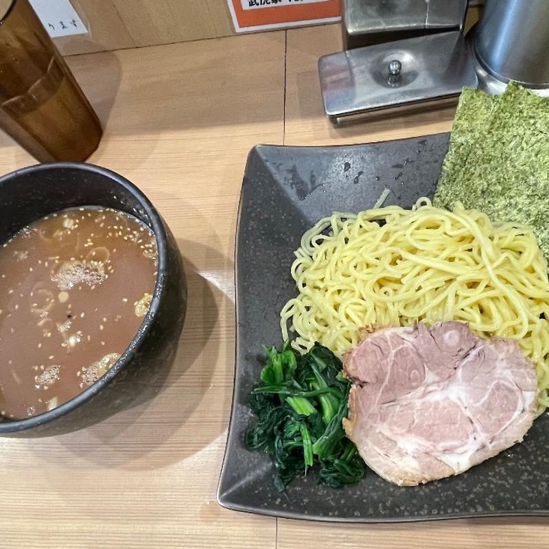 つけ麺(横浜家系ラーメン 武虎家 尾山台店)
