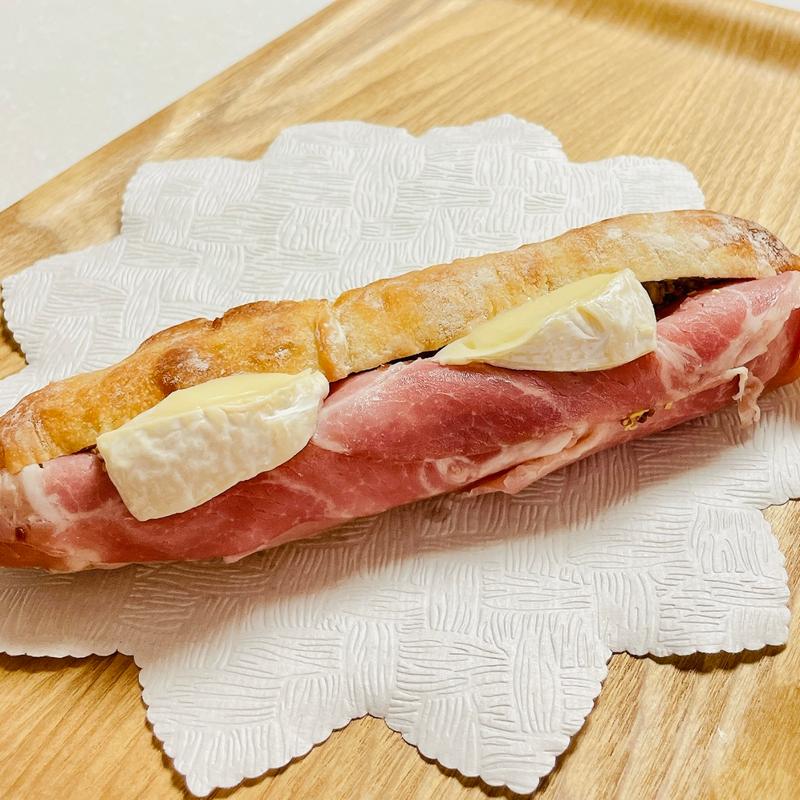 ハム&カマンベール(ヴィエノワズリー ジャン・フランソワ)