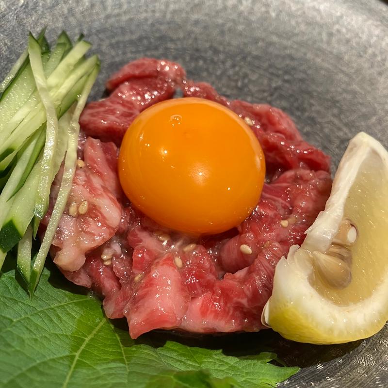 黒毛和牛ユッケ(肉ですみだ)