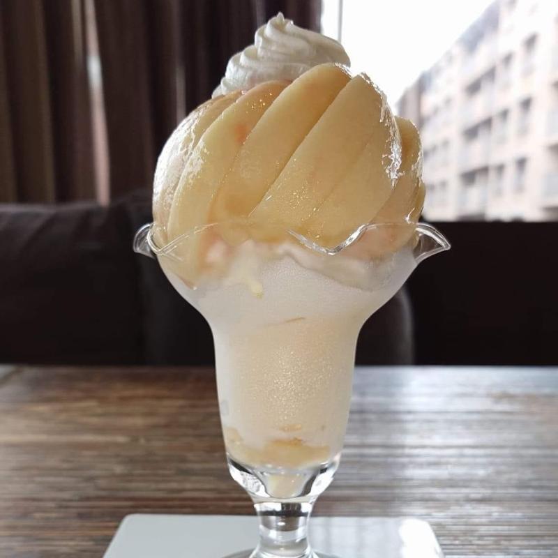 山梨県笛吹市産大糖領パフェ(プリンス オブ ザ フルーツ)