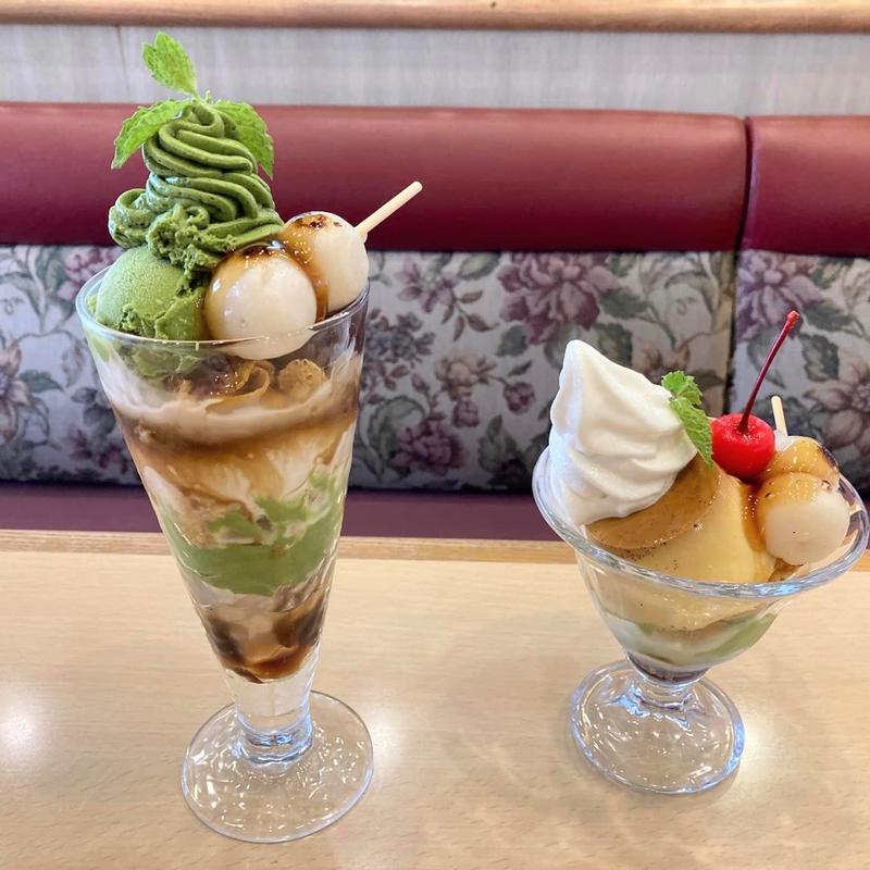 季節のジョナパフェ 自家製プリンのジョナサンデー(ジョナサン 仙川店)