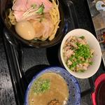 特製つけ麺+チャーシュー丼