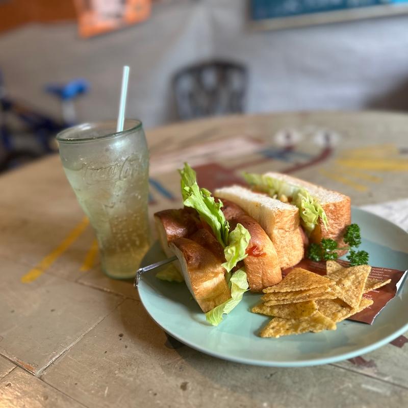 ジャークチキンサンド(up country D.K)