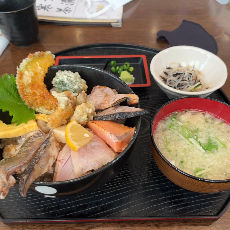 (渥美の丼屋 まるみ)