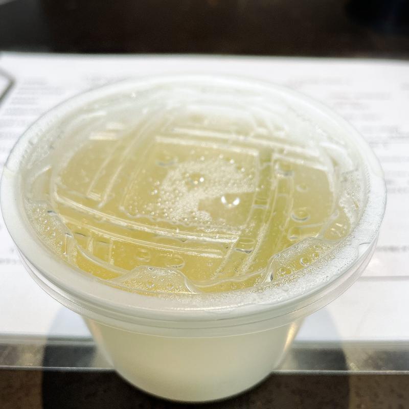 ワンタンスープ(58 CATERING SERVICE)