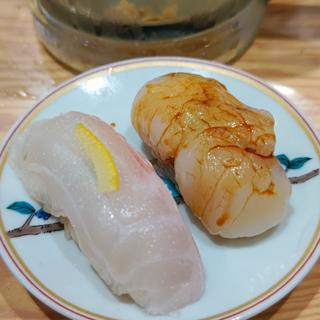 真鯛・帆立(鮨らぁー麺 釣りきん 横浜ドリームランド店)