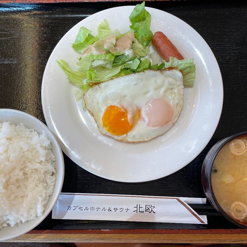 目玉焼き定食(北欧 )