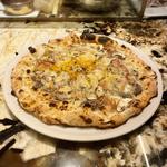 BISMARCK with TRUFFLE PASTE(pizza marumo)