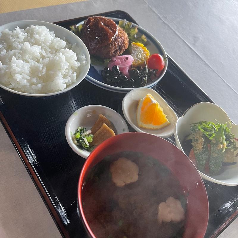 日替わり定食 お惣菜ビュッフェ付き(旬彩処 和輪笑)