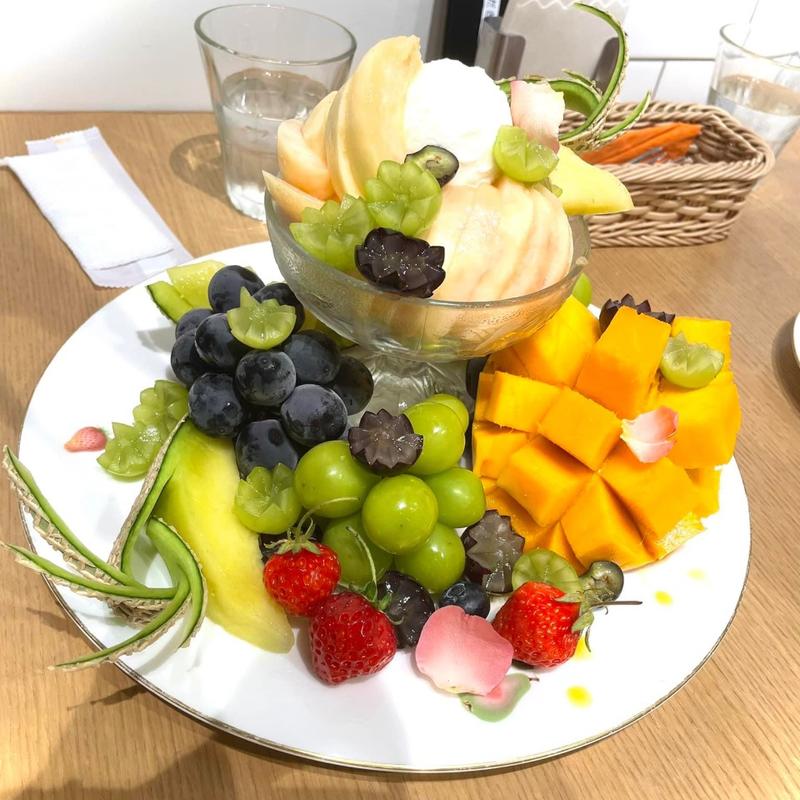 フルーツ盛りパフェ(果実園リーベル 池袋東武店)