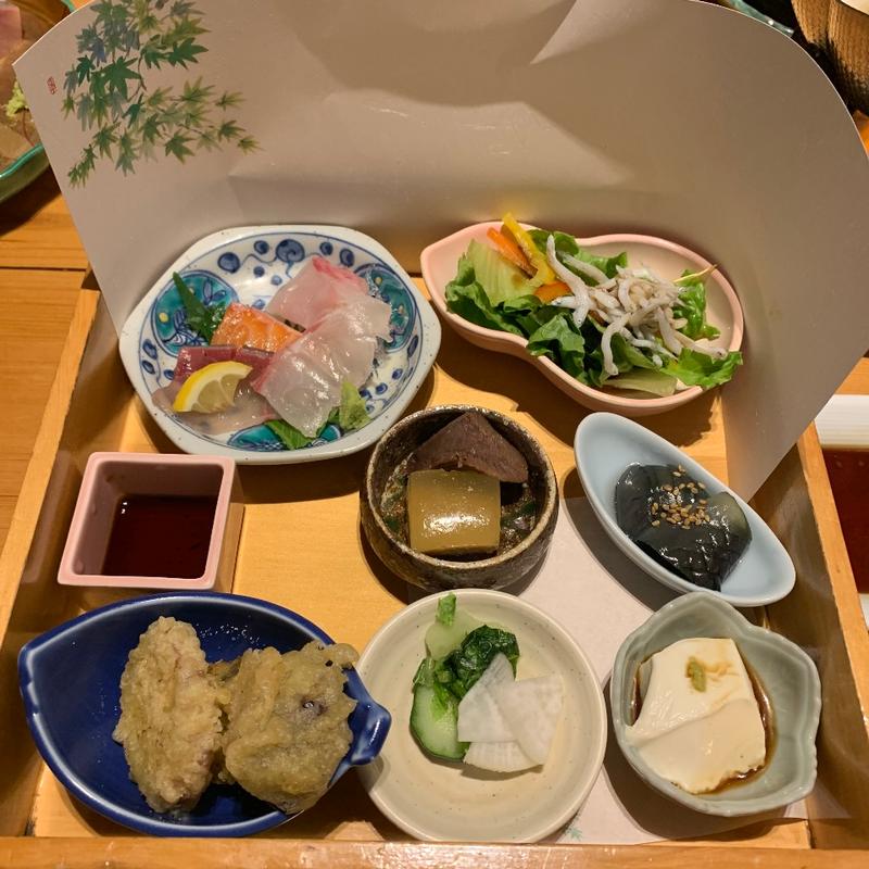 (三八波 （みはなみ）)