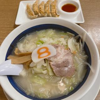 （麺1/2）小さな野菜らーめん(８番らーめん 金沢駅店)