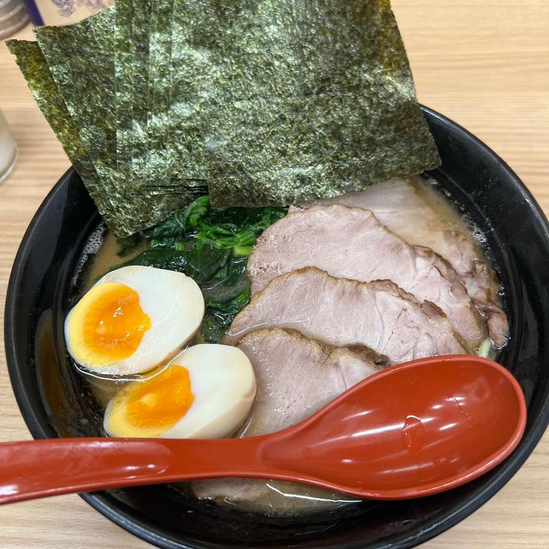 (横浜ラーメン 武蔵家 御茶ノ水店)
