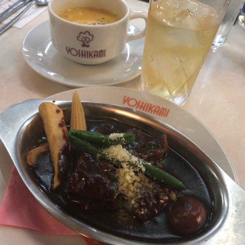 たっぷりランチ(洋食 ヨシカミ)