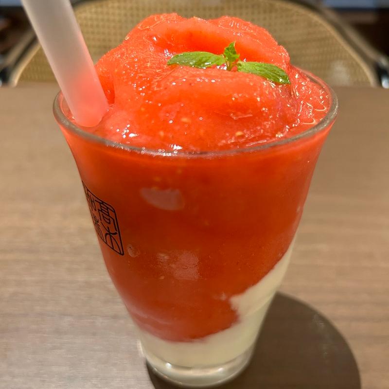 木苺とヨーグルトのスムージー(髙木珈琲 フォレストモール京田辺店)